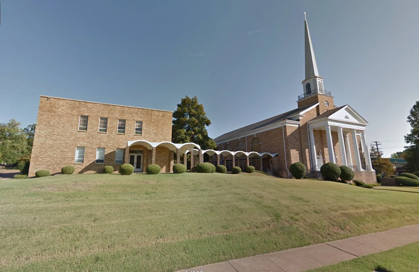 Front of the Tennessee School of Religion building